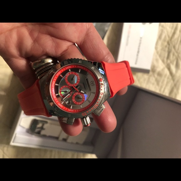 Authentic TECHNOMARINE Watch - Picture 3 of 6
